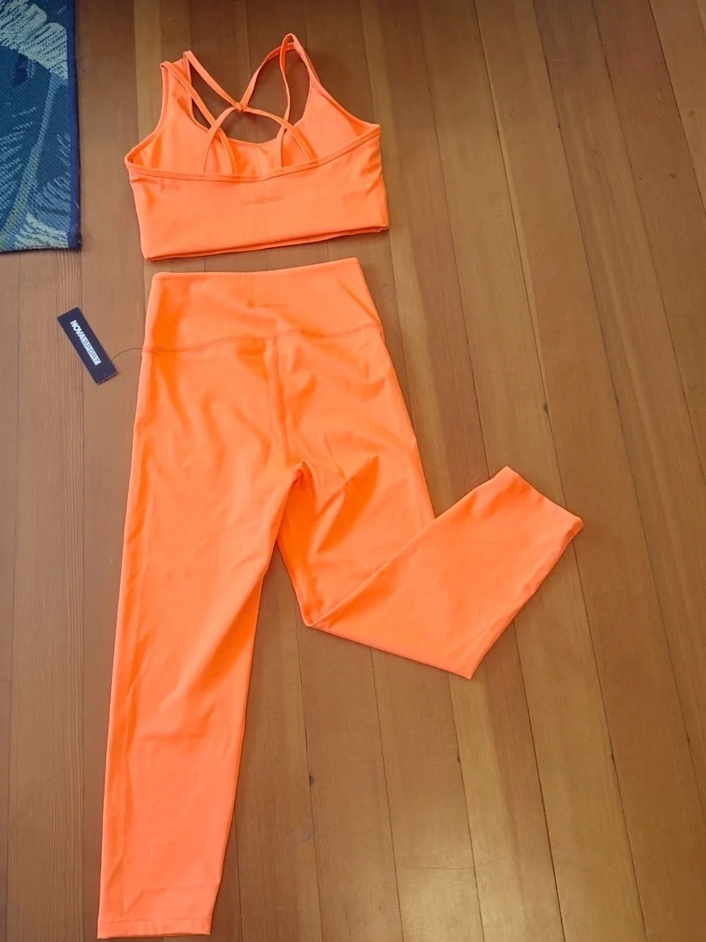 NWT Fashion Nova Orange Neon high-Waist Leggings & Strappy Sports Bra Set SIZE S